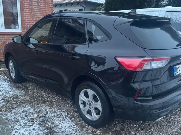 Ford Kuga 2,5 PHEV ST-Line X CVT