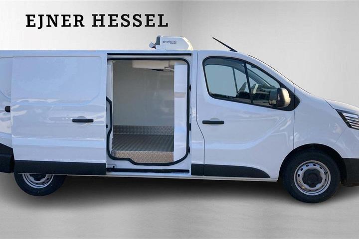 Hvid Renault Trafic fra 2025