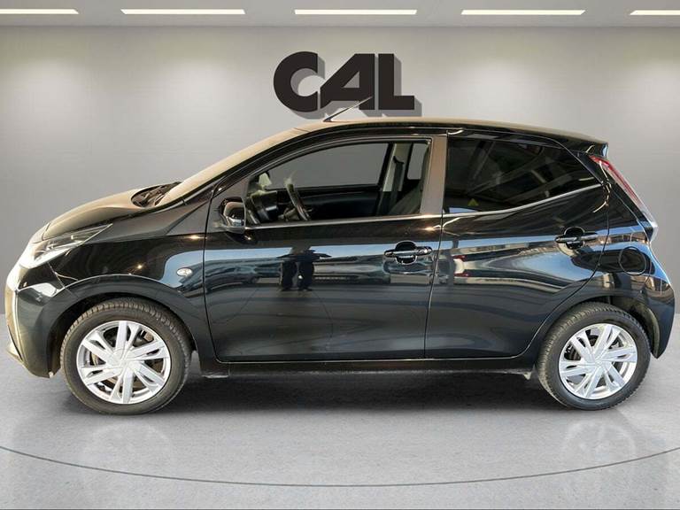 Toyota Aygo 1,0 VVT-i x-black II x-shift