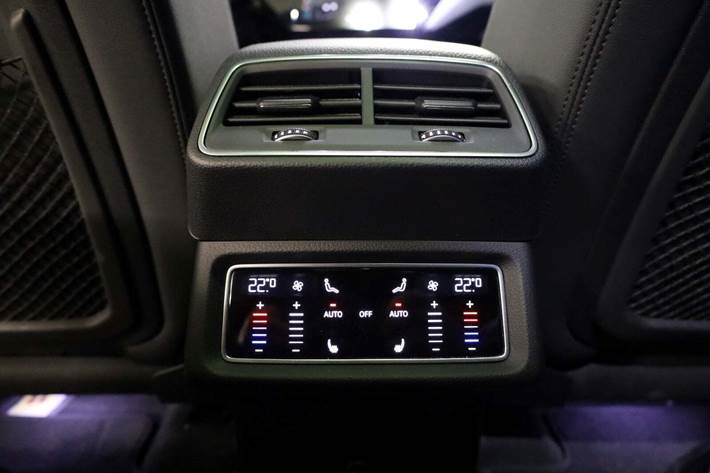 Sort Audi e-tron fra 2022