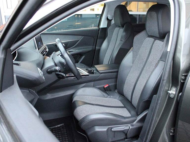 Peugeot 3008 2,0 BlueHDi 150 Allure