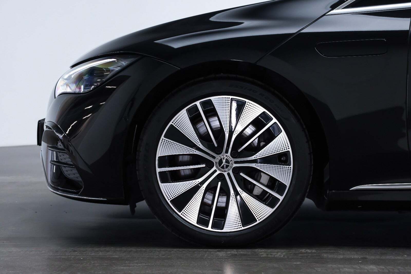 Mercedes EQE350 AMG Line