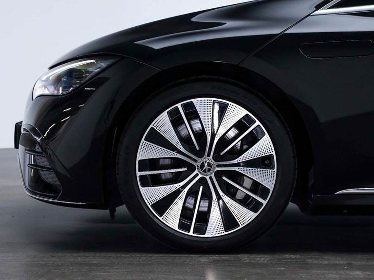 Mercedes EQE350 AMG Line