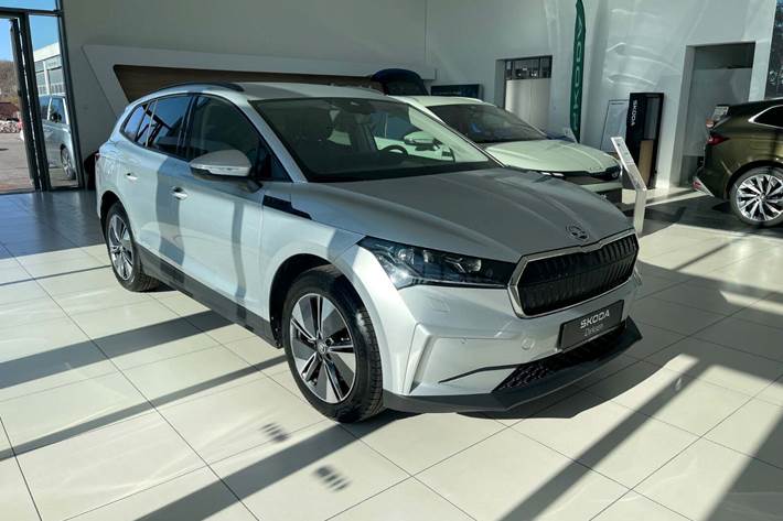 Sølv Skoda Enyaq fra 2024