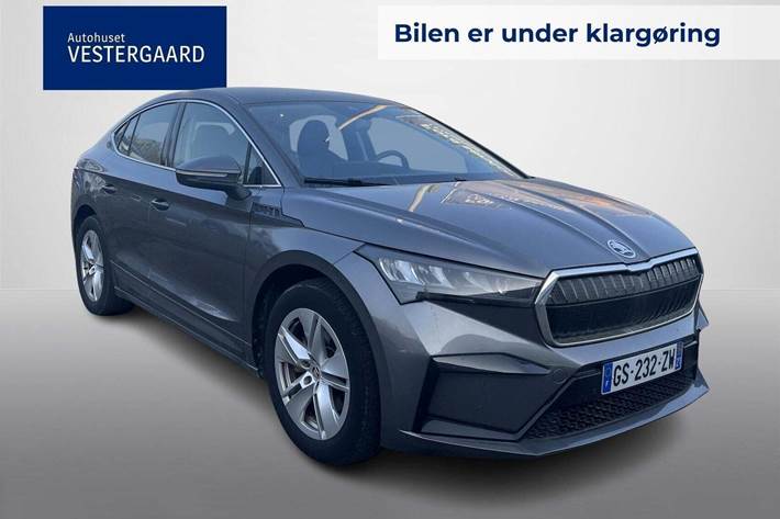 Grå Skoda Enyaq fra 2023