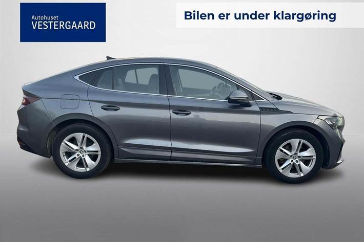 Grå Skoda Enyaq fra 2023