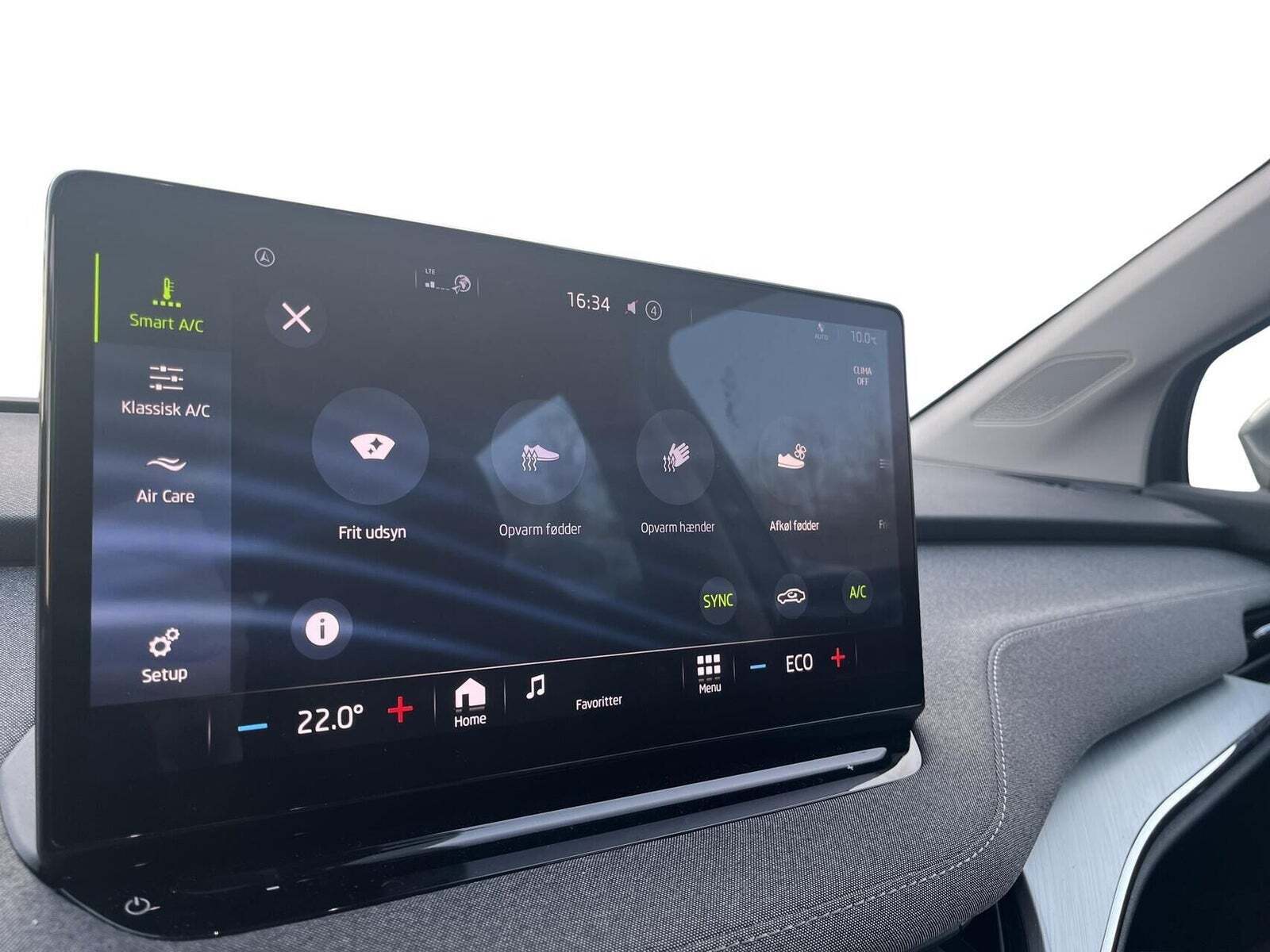 Grå Skoda Enyaq fra 2023