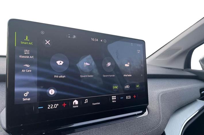 Grå Skoda Enyaq fra 2023