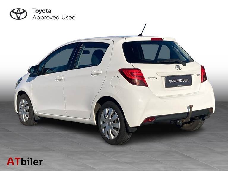 Toyota Yaris 1,3 VVT-I T2 Sportspakke 100HK 5d 6g