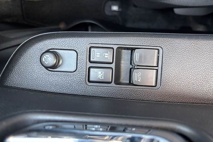 Grå Suzuki Ignis fra 2021