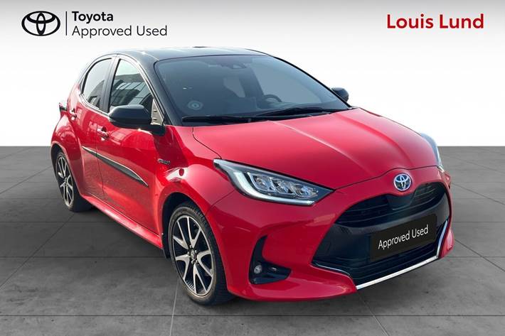 Rød Toyota Yaris fra 2021