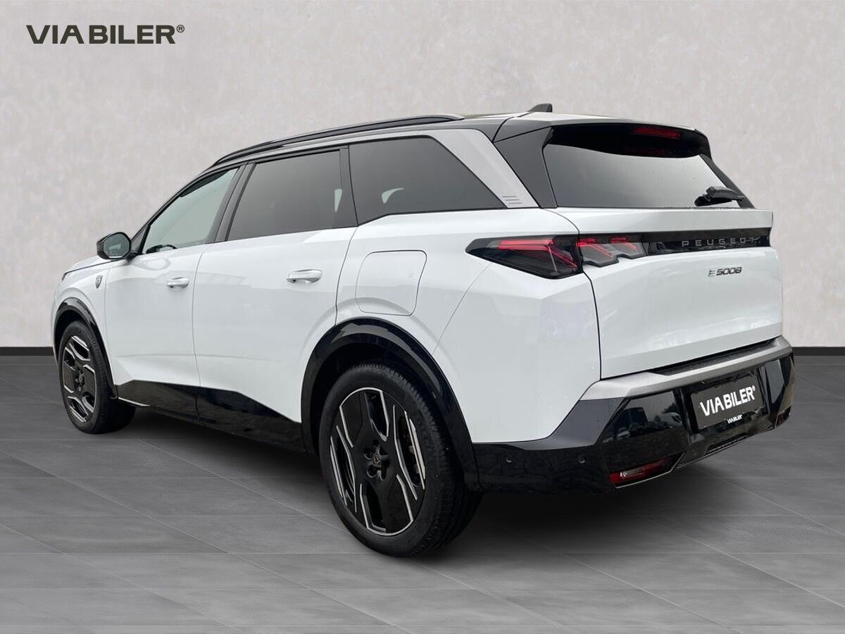 Peugeot e-5008 EL GT 210HK 5d Aut.