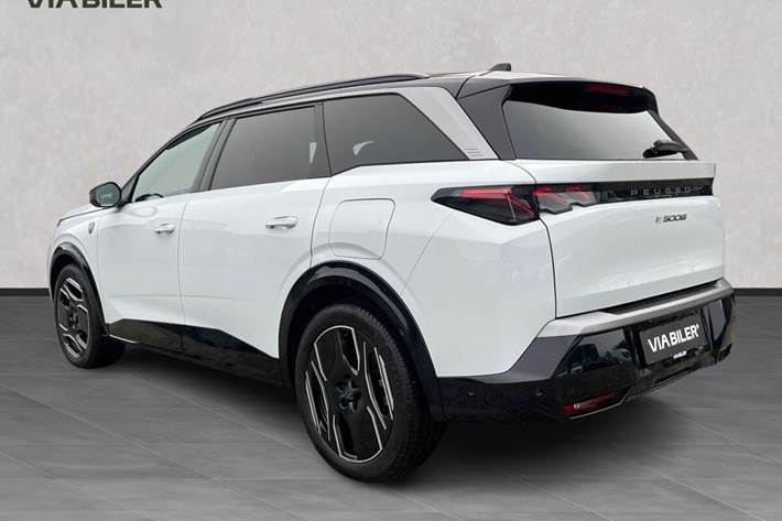 Hvid Peugeot e-5008 fra 2024