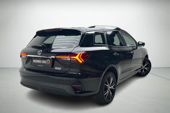 Sort MG MG5 Electric fra 2023