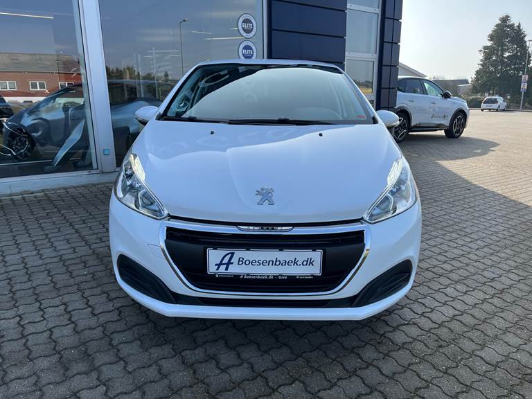 Peugeot 208 1,2 PureTech Like+ 82HK 5d