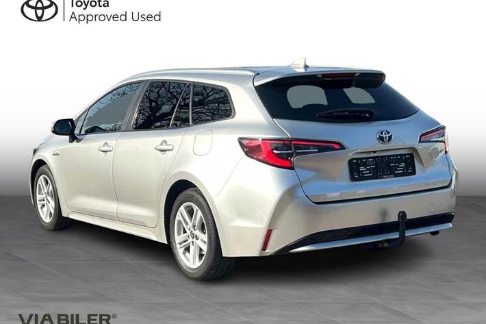 Sølv Toyota Corolla fra 2019