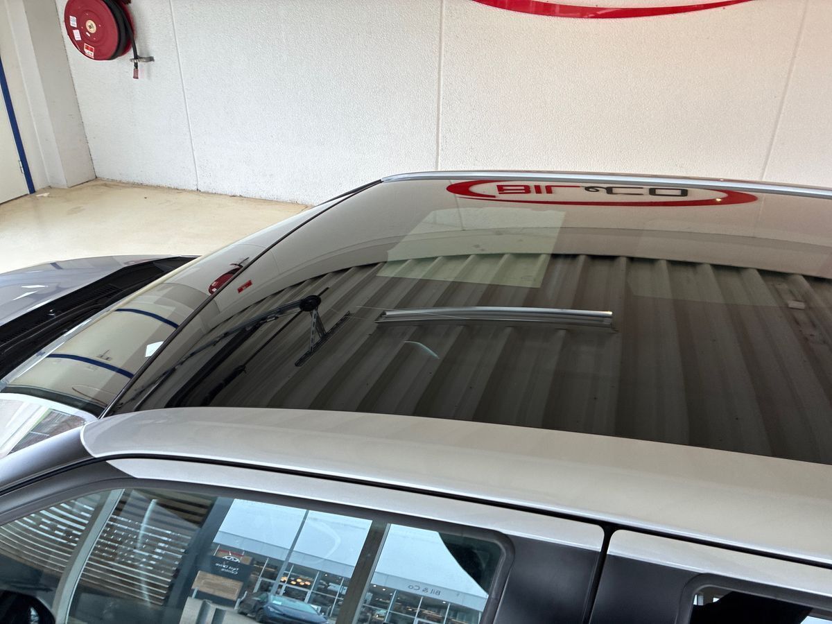 Sølv Toyota Yaris Cross fra 2021