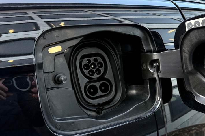 Sort Skoda Enyaq fra 2023