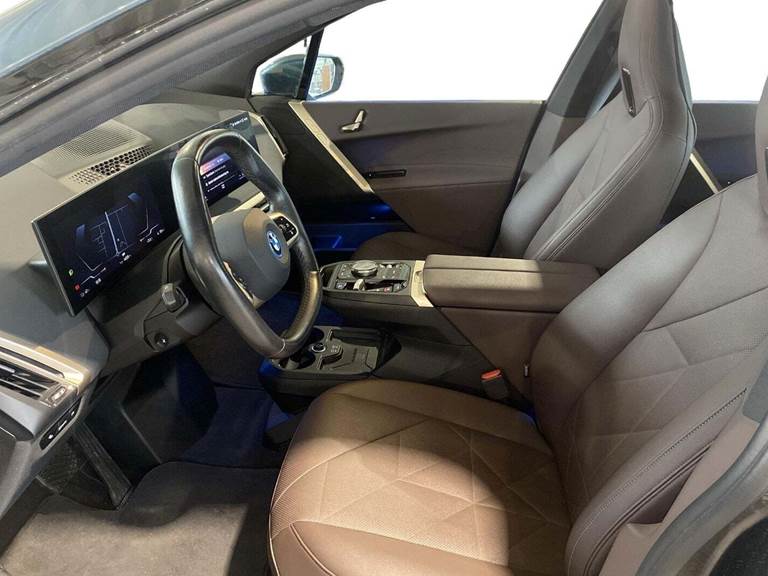 BMW iX xDrive40