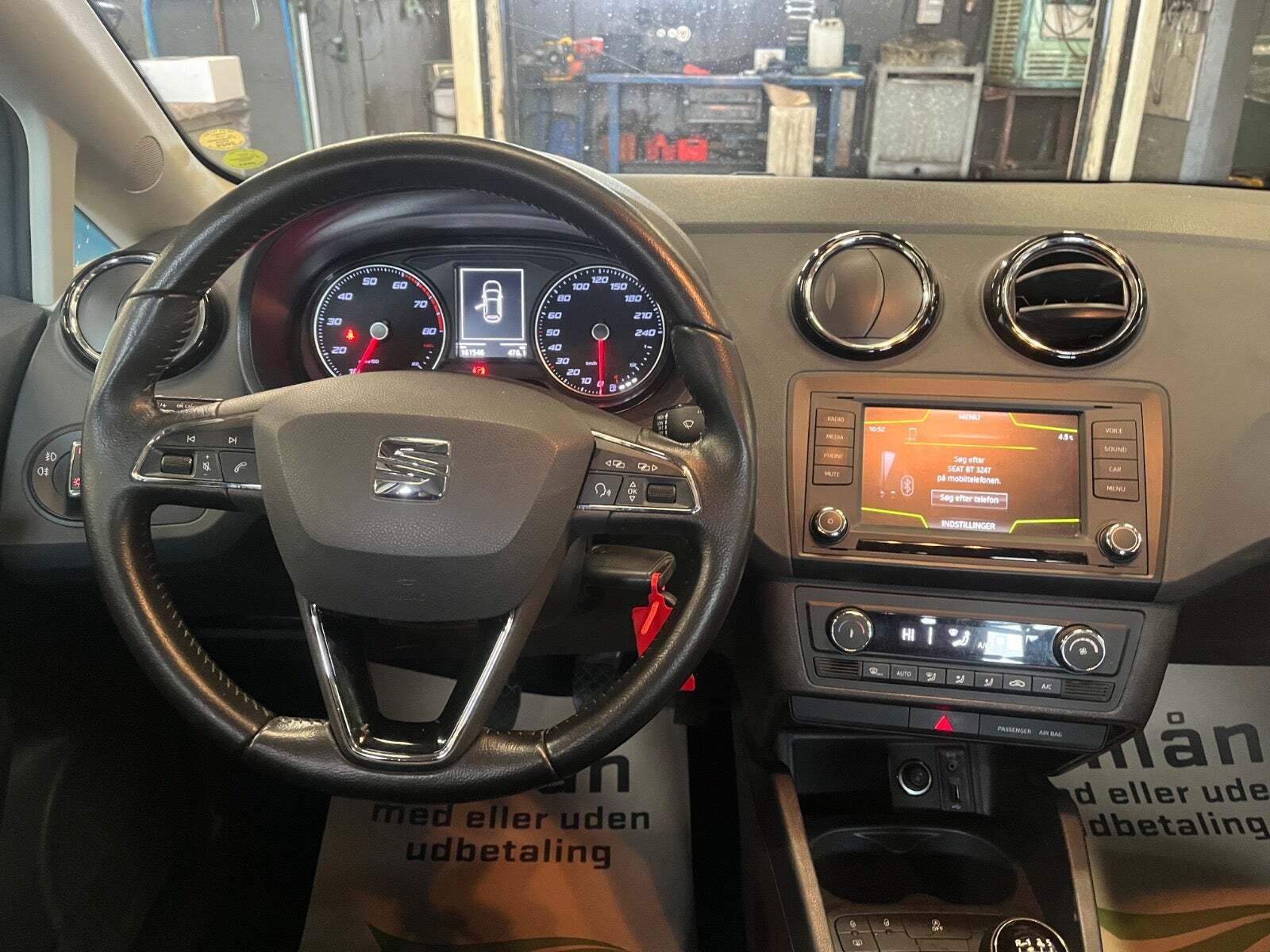 Grå Seat Ibiza fra 2016