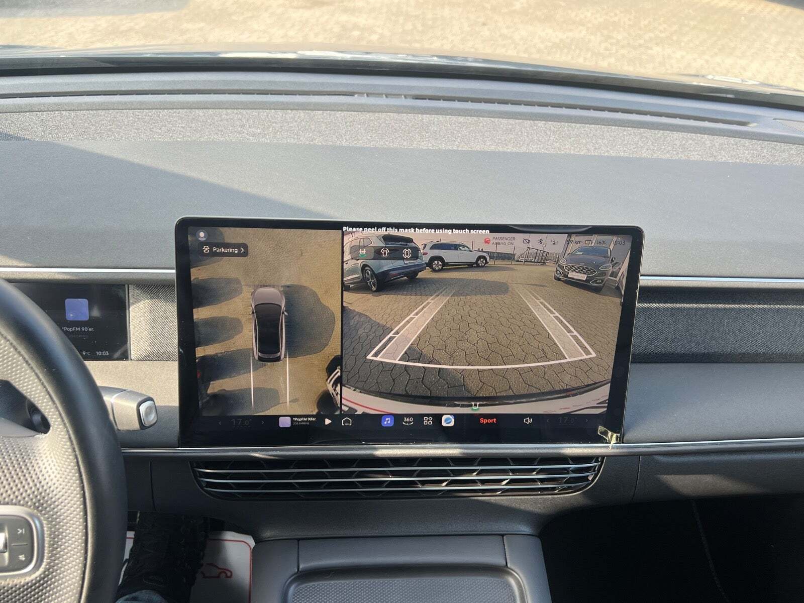 Grå Xpeng G6 fra 2025