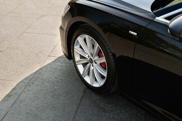 Sort Audi A6 fra 2021