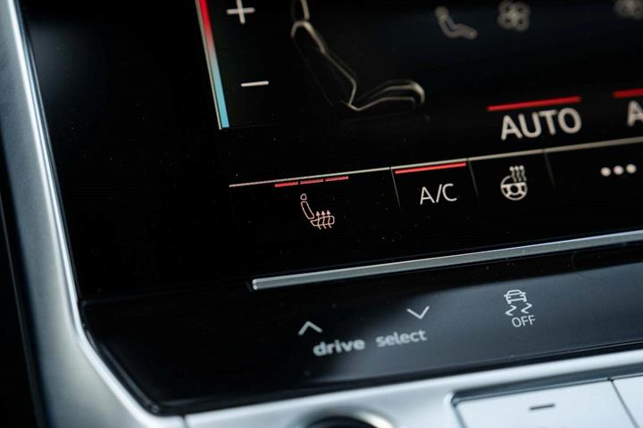 Sort Audi A6 fra 2021