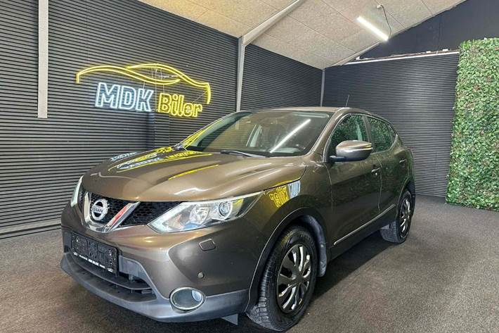 undefined Nissan Qashqai fra 2014