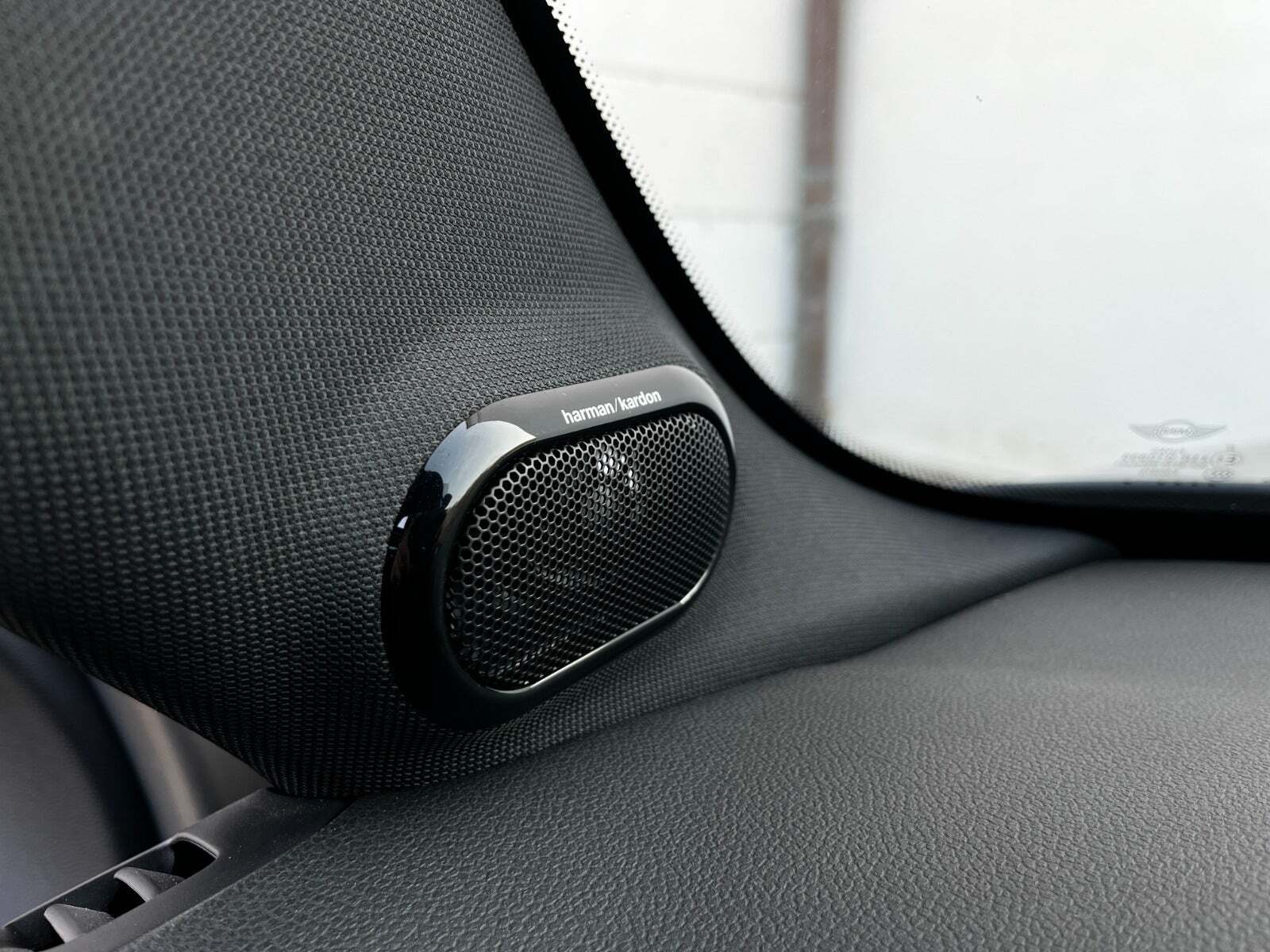 Orange Mini Cooper S fra 2016