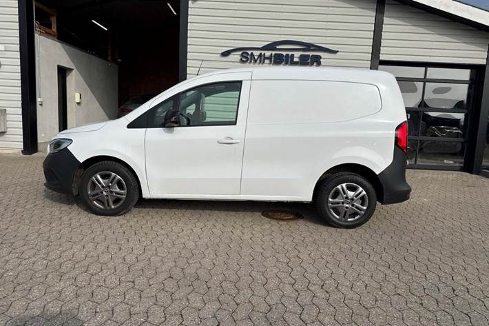 Hvid Mercedes Citan 110 fra 2022
