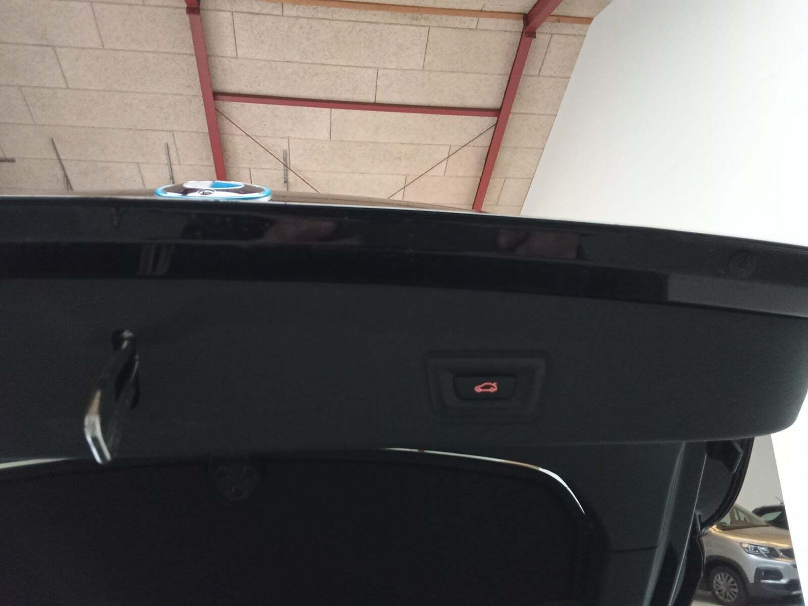 Sort BMW i4 fra 2023