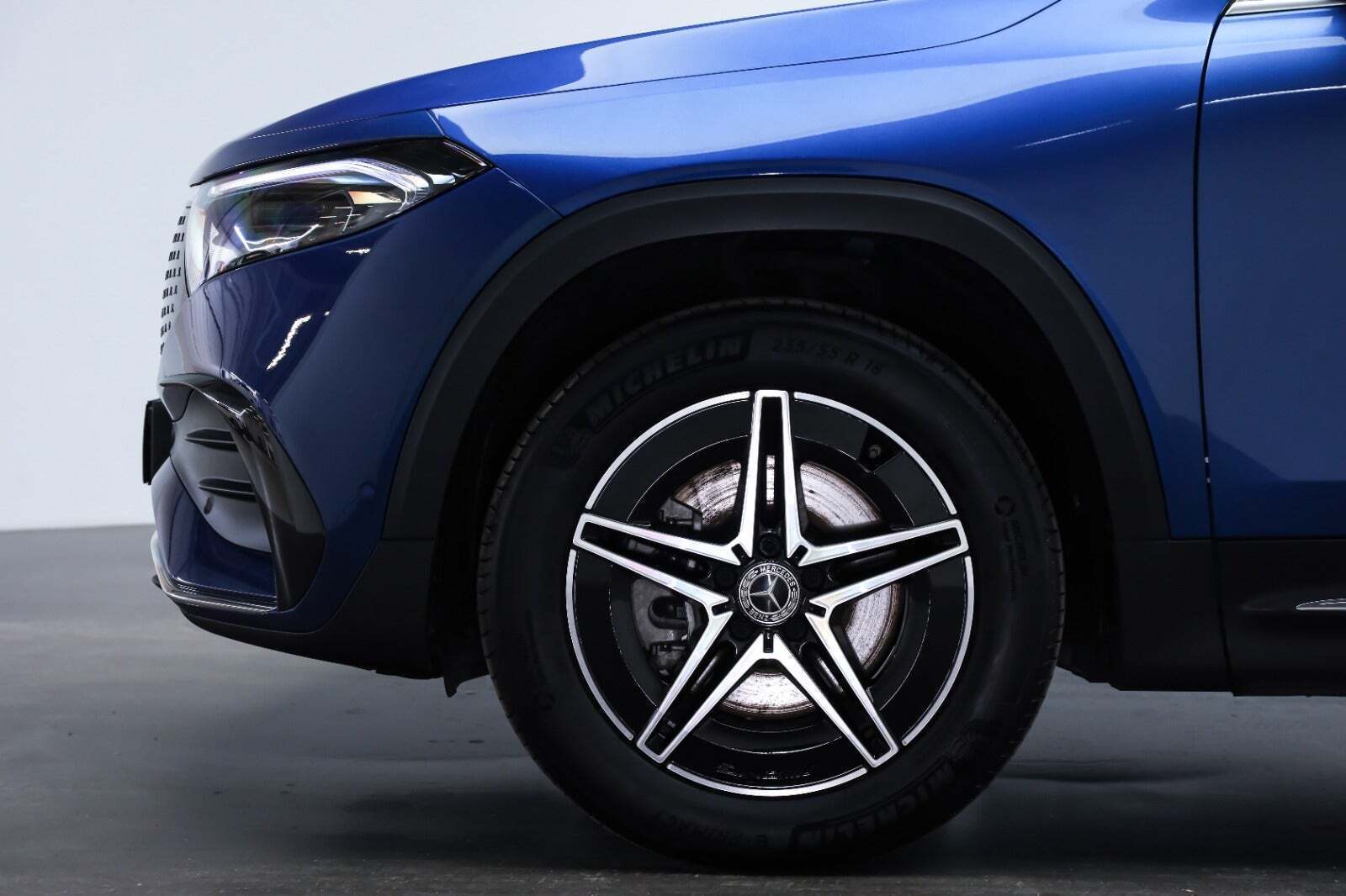 Mercedes EQB250+ AMG Premium