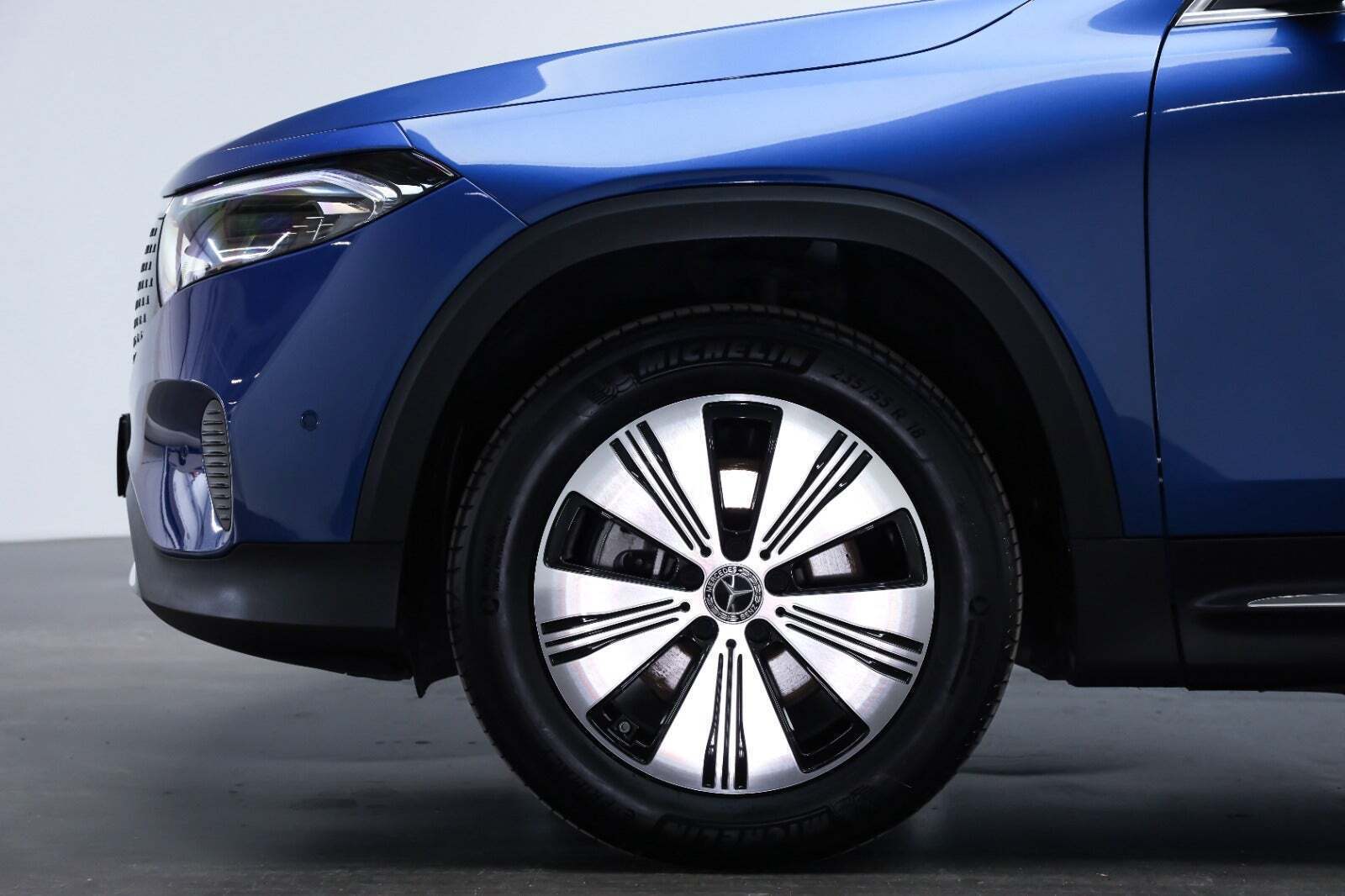 Mercedes EQB250+ Progressive Advance Plus