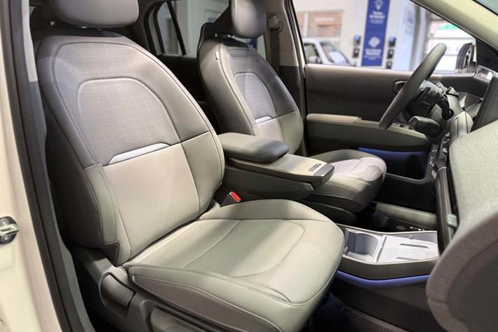 Hvid Kia EV3 fra 2025