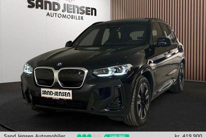 Sort BMW iX3 fra 2024