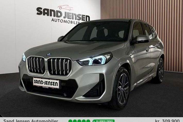 Grå BMW iX1 fra 2024