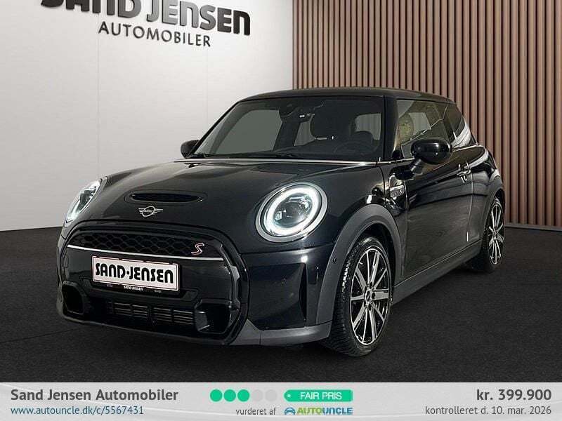 Sort Mini Cooper S fra 2024