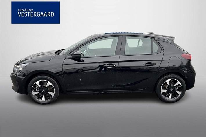 Sort Opel Corsa-e fra 2024
