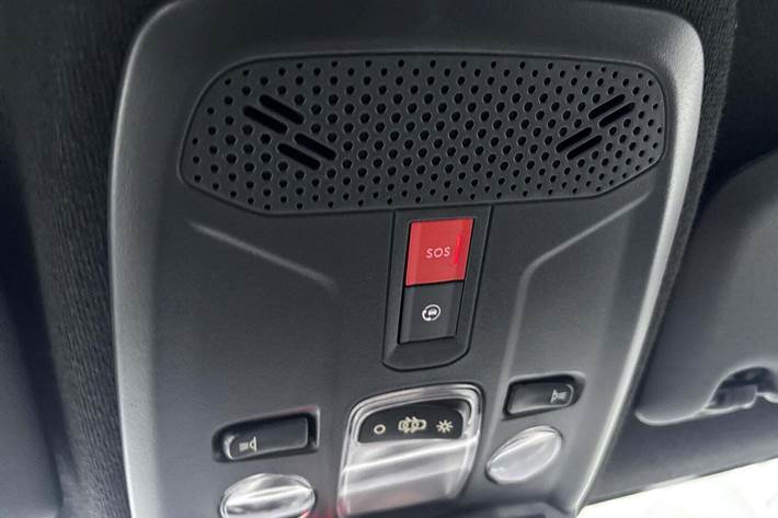 Sort Opel Corsa-e fra 2024