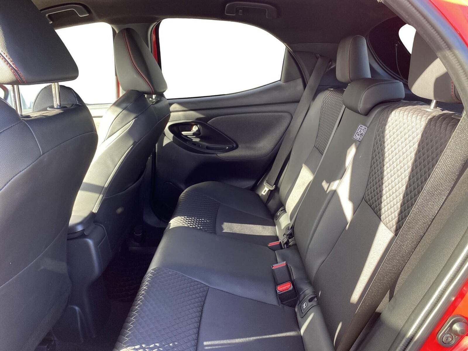 Toyota Yaris 1,5 Hybrid H3 Premier Edition e-CVT