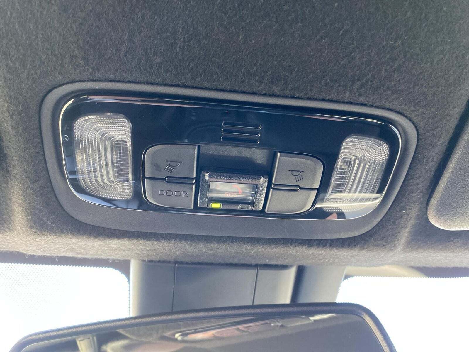 Rød Toyota Yaris fra 2020