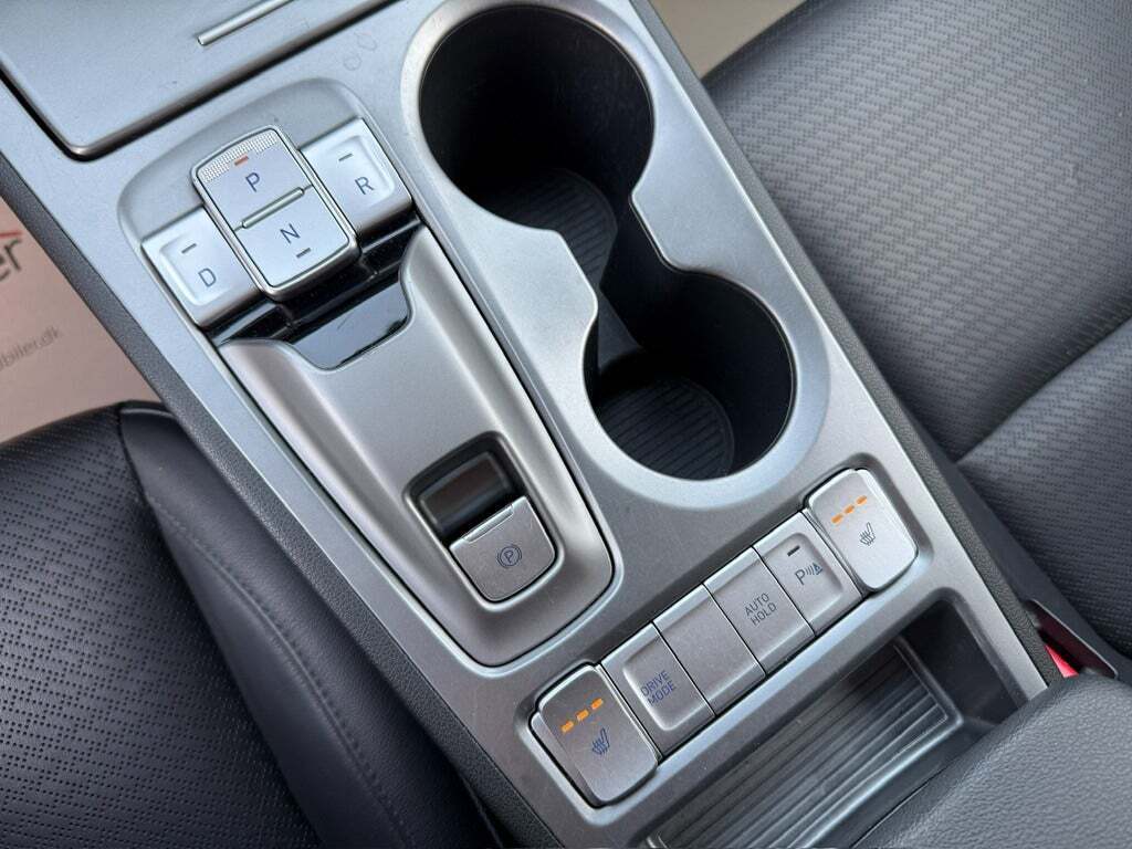 Hyundai Kona 64 EV Premium