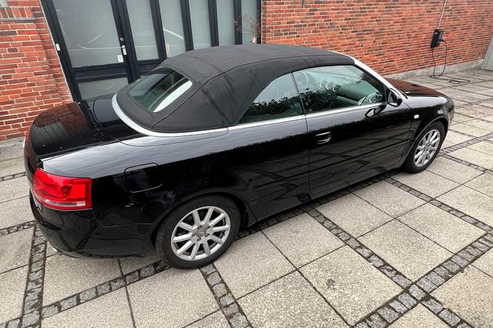 Sort Audi A4 Cabriolet fra 2006