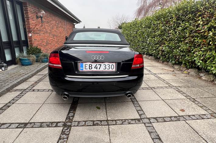 Sort Audi A4 Cabriolet fra 2006
