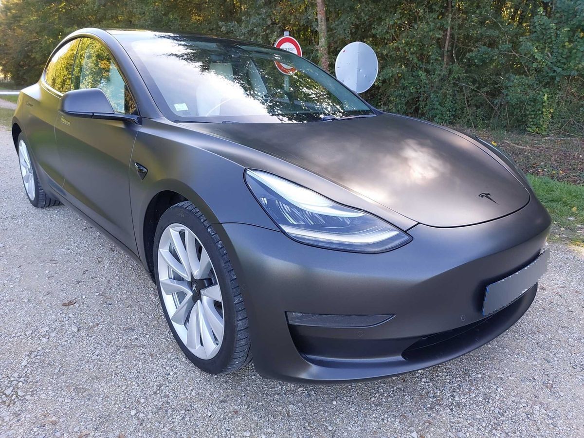 Tesla Model 3 Long Range Dual AWD AWD