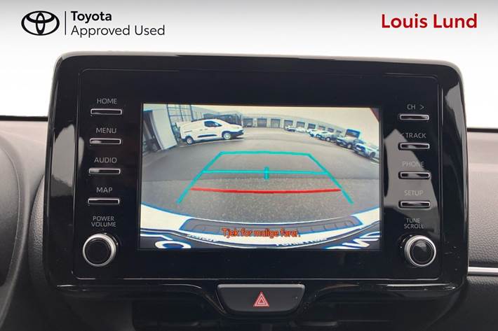 Hvid Toyota Yaris fra 2024