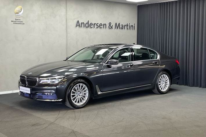 Sort BMW 730d fra 2016