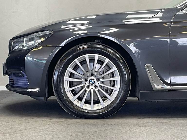 BMW 730d 3,0 D 265HK 8g Aut.