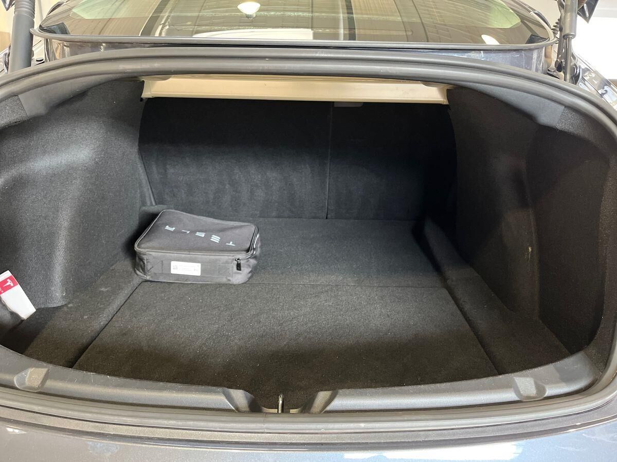 Tesla Model 3 EL Standard Range Plus 258HK Aut.