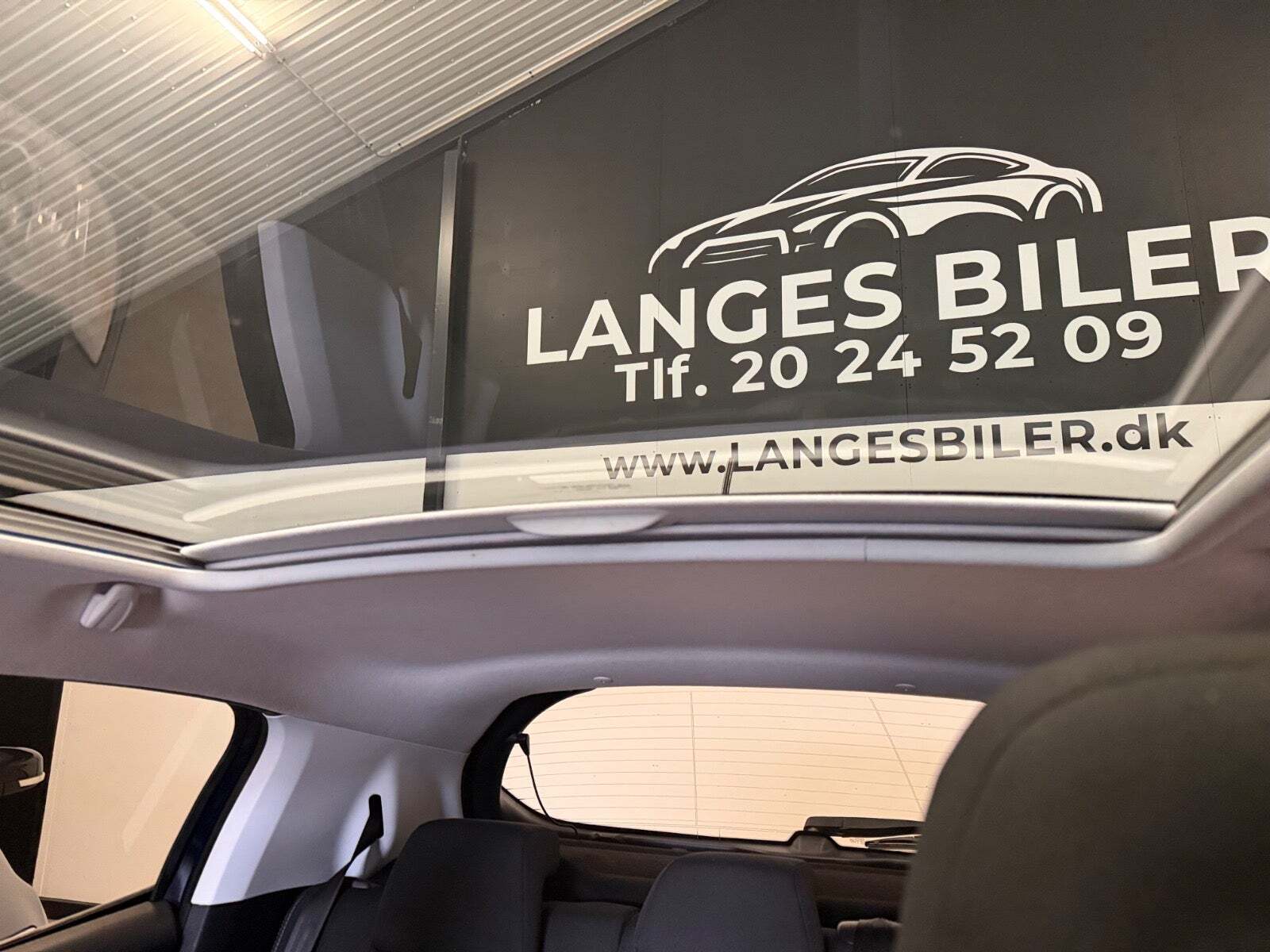 Sort Peugeot 208 fra 2017